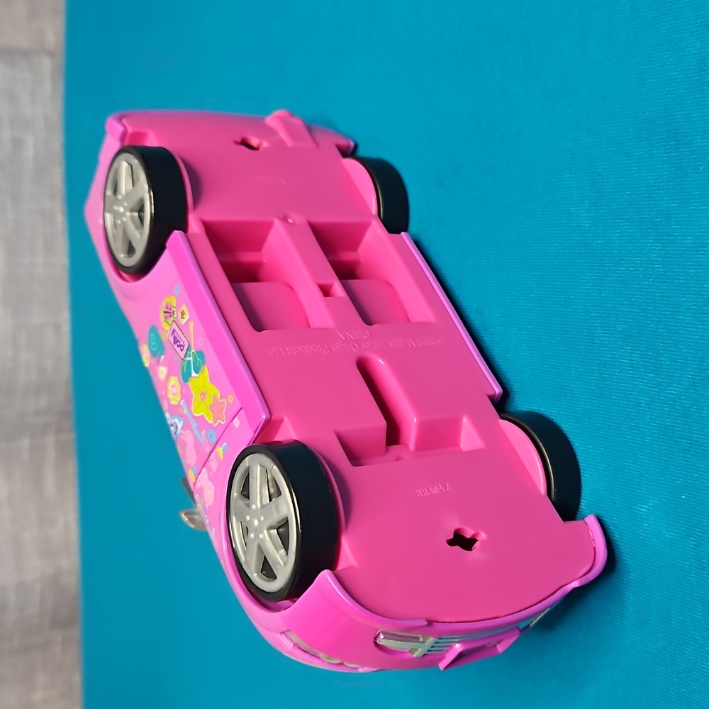 Polly Pocket Sporty Convertible Toy Car - Picture 5 of 12